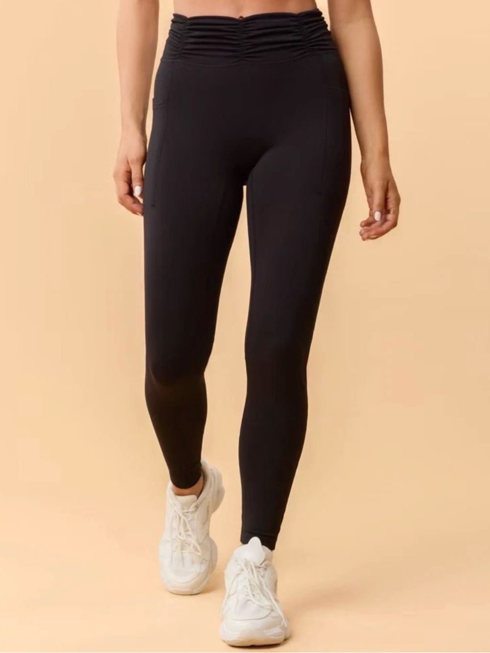 Ruched High-Waist Active Leggings - Black